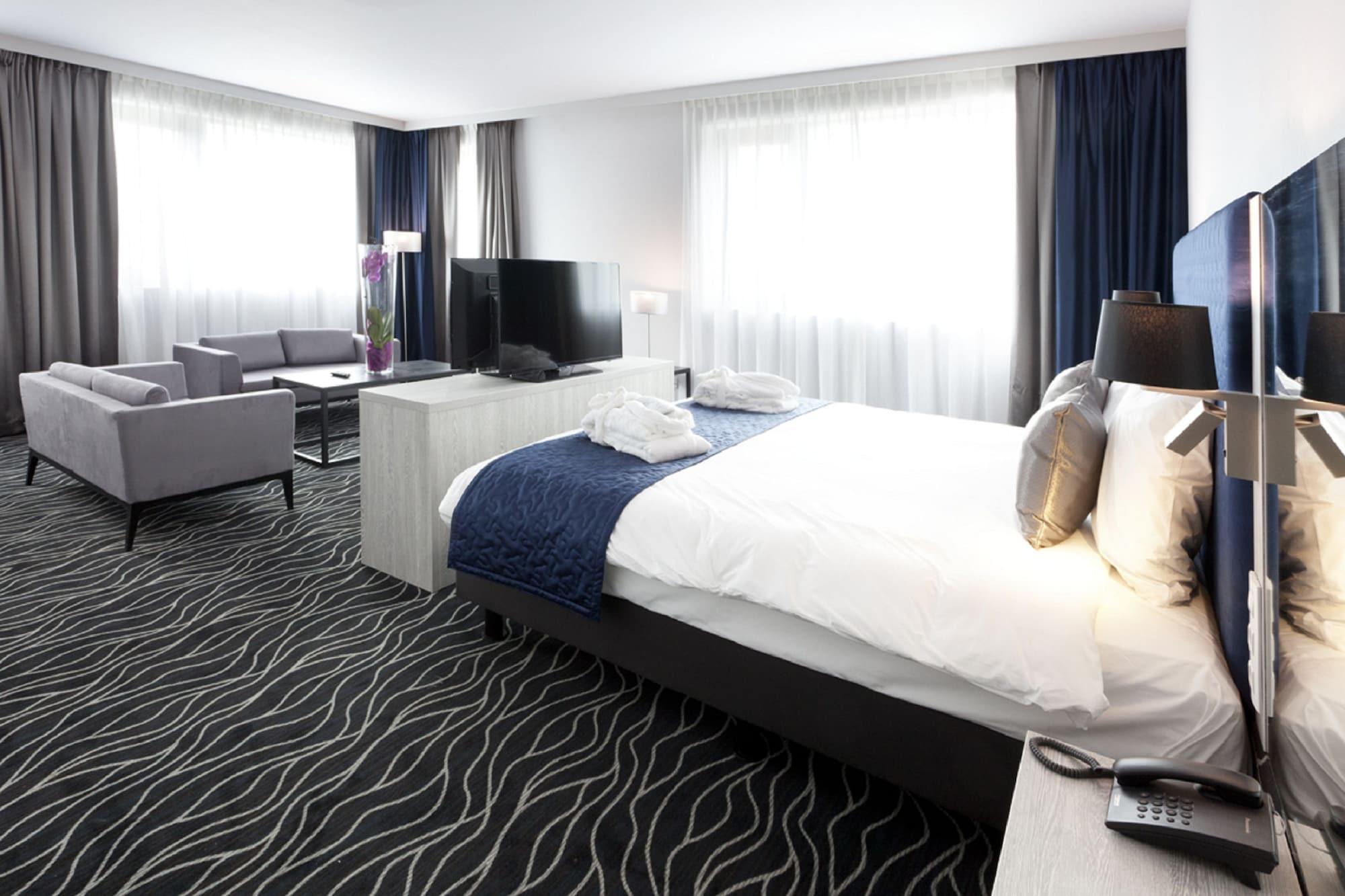 Van Der Valk Hotel Mons Congres & Spa Экстерьер фото