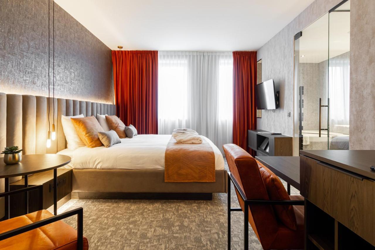 Van Der Valk Hotel Mons Congres & Spa Экстерьер фото