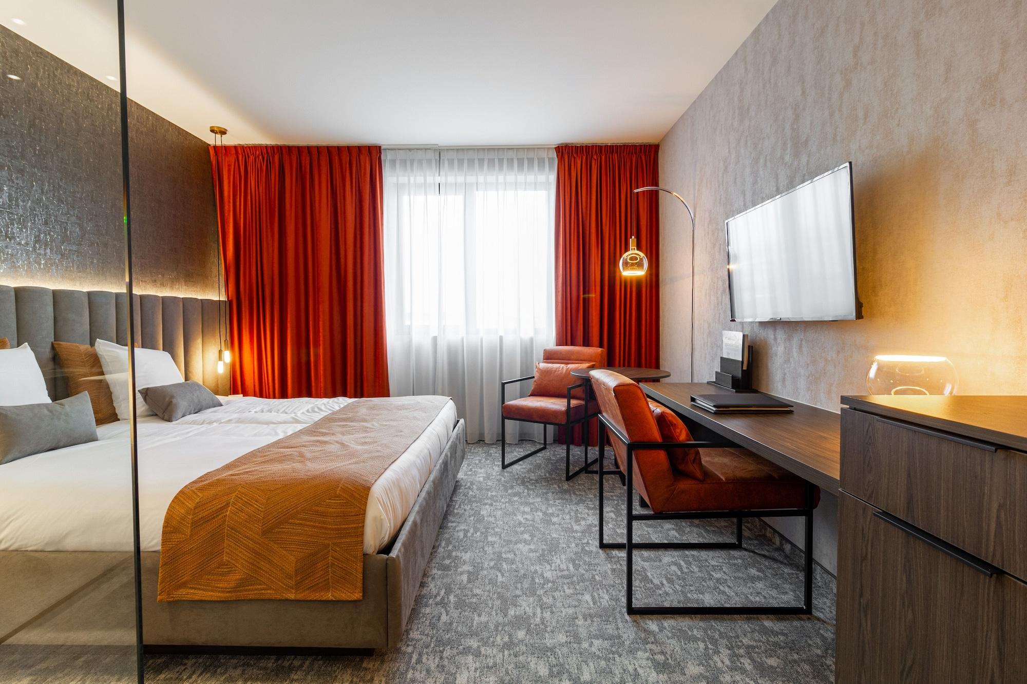 Van Der Valk Hotel Mons Congres & Spa Экстерьер фото