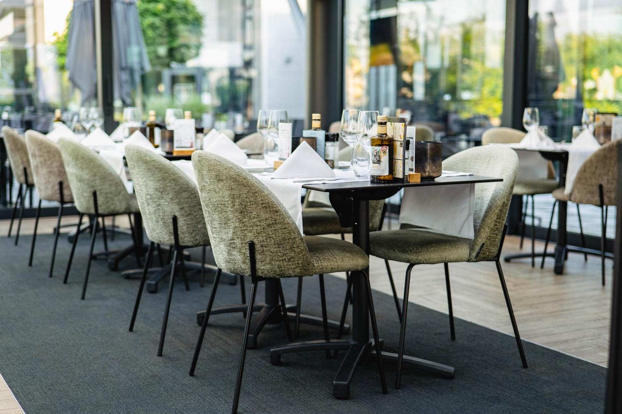 Van Der Valk Hotel Mons Congres & Spa Экстерьер фото