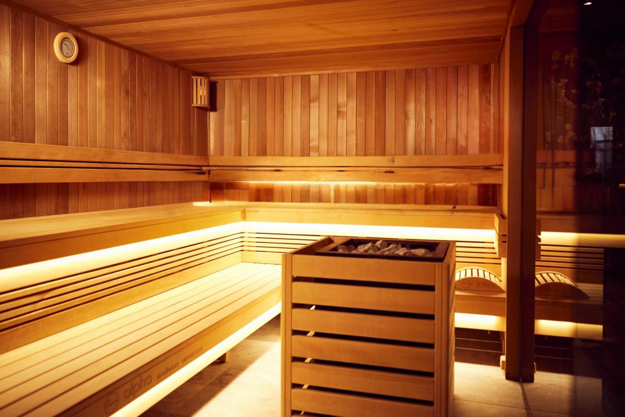 Van Der Valk Hotel Mons Congres & Spa Экстерьер фото