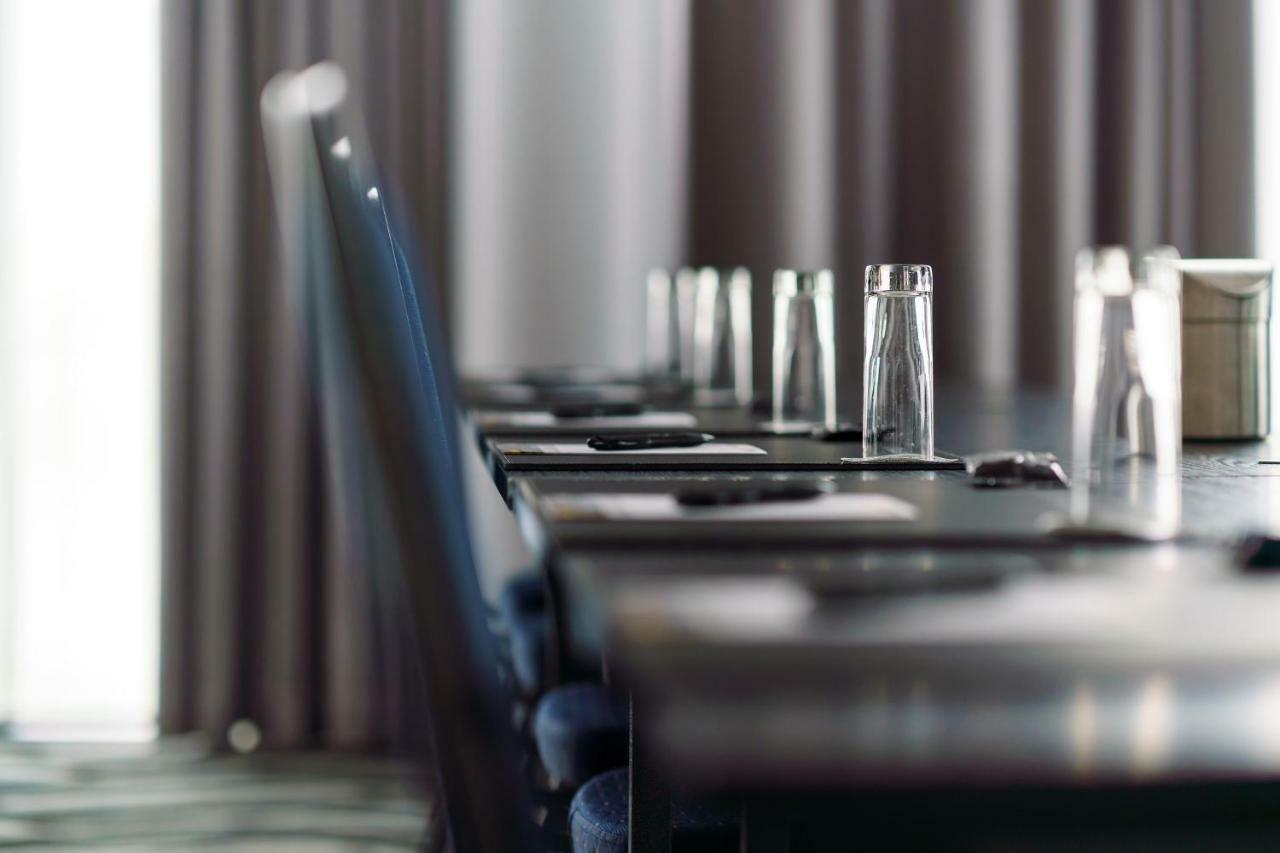 Van Der Valk Hotel Mons Congres & Spa Экстерьер фото